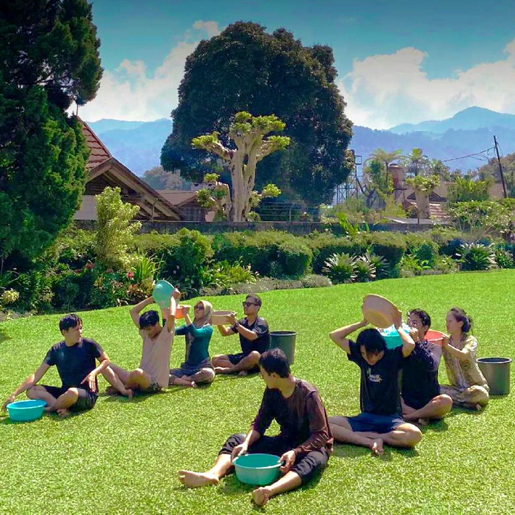 Preview Family Gathering  - Puncak